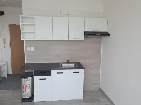 Pronájem bytu 1+kk, Klášterec nad Ohří, Budovatelská, 28 m2