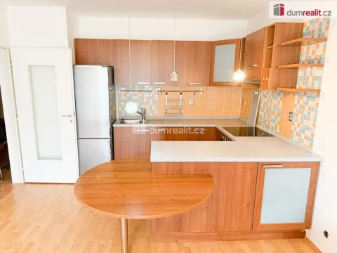 Pronájem bytu 2+kk, Hostivice, B. Němcové, 52 m2
