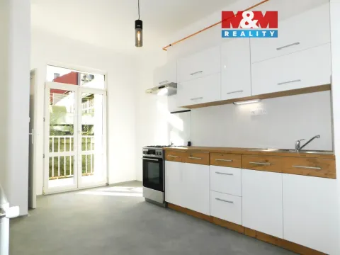 Pronájem bytu 3+1, Cheb, Valdštejnova, 86 m2