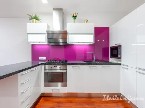 Pronájem bytu 2+kk, Praha - Vršovice, Bajkalská, 53 m2