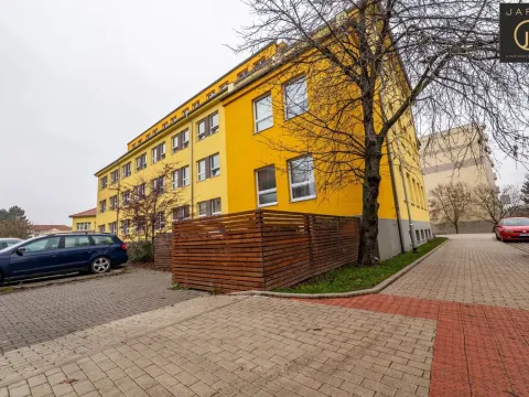 Prodej bytu 1+1, Odolena Voda, Komenského, 35 m2