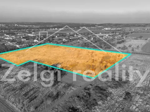 Prodej pozemku pro bydlení, Znojmo, 23288 m2