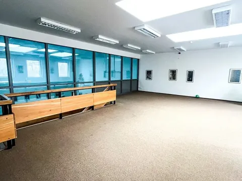 Pronájem obchodního prostoru, Liberec, Čerchovská, 195 m2