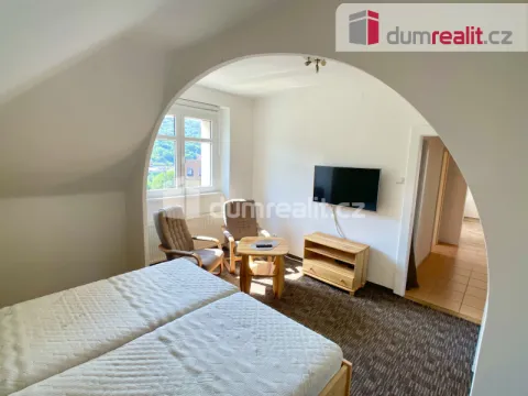 Pronájem bytu 2+kk, Ústí nad Labem - Střekov, Ke Hradu, 44 m2