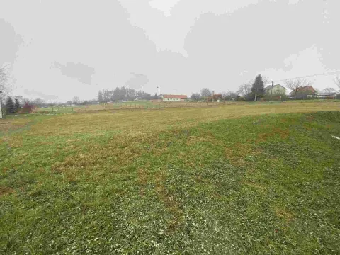 Prodej komerčního pozemku, Ratiboř, 1851 m2