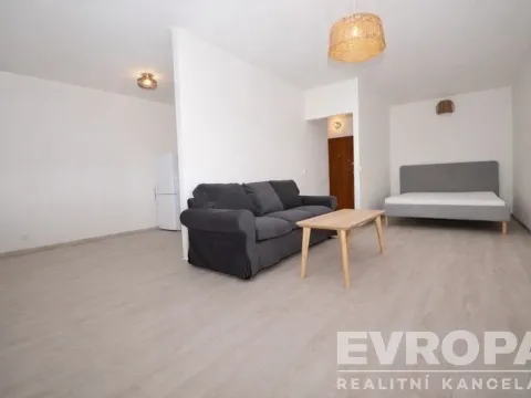 Pronájem bytu 1+kk, Praha - Střížkov, Jablonecká, 46 m2