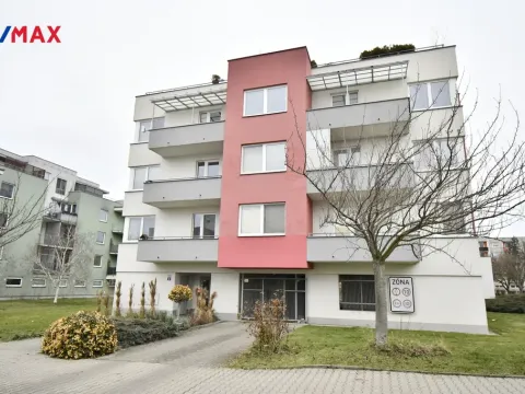 Pronájem garážového stání, Hradec Králové - Třebeš, Svatojánská, 13 m2