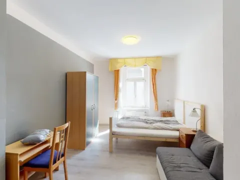 Pronájem bytu 1+kk, Praha - Vršovice, Donská, 30 m2