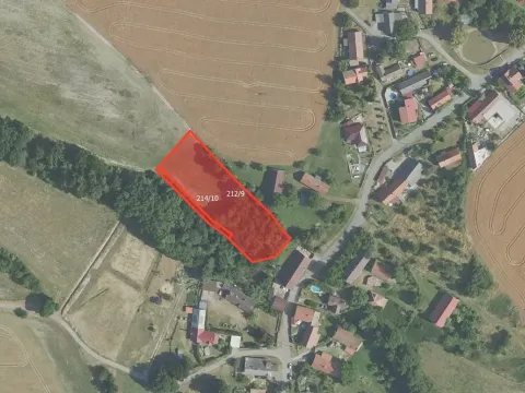 Prodej pole, Bojanovice, 3485 m2