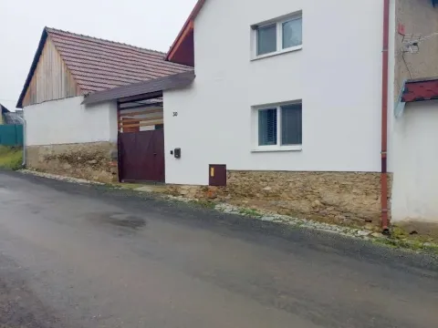 Prodej rodinného domu, Bílá Lhota - Hradečná, 250 m2