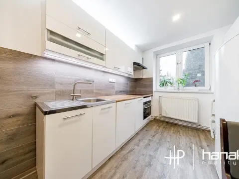 Pronájem bytu 2+1, Olomouc, Na střelnici, 55 m2