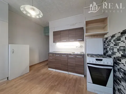 Pronájem bytu 2+1, Chomutov, Holešická, 62 m2