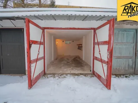 Prodej garáže, Trutnov, Československé armády, 18 m2