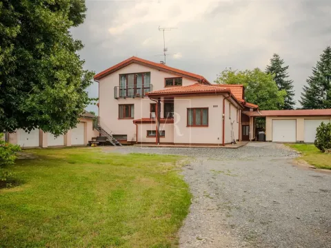 Prodej rodinného domu, Sulice - Želivec, Hlavní, 370 m2