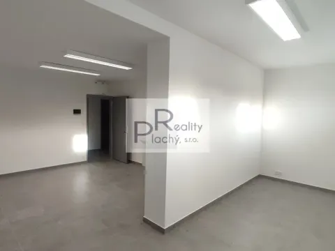 Pronájem kanceláře, Hevlín, 33 m2