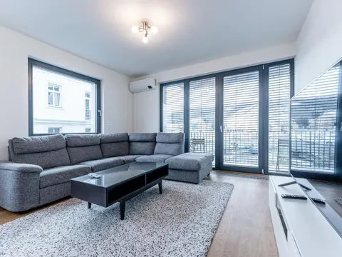 Pronájem bytu 4+kk, Praha - Veleslavín, Pod dvorem, 106 m2