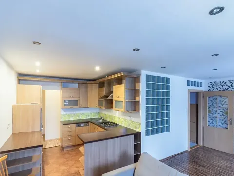 Pronájem bytu 4+kk, Kladno, Švédská, 82 m2