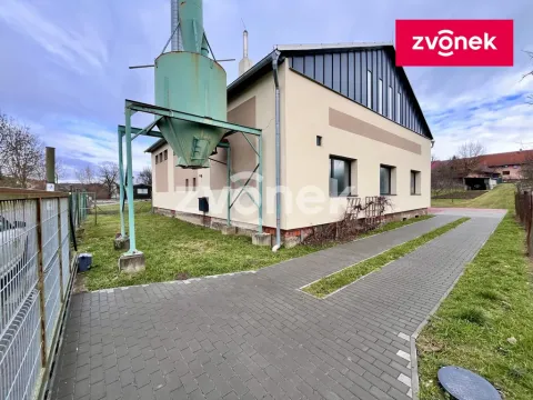 Pronájem obchodního prostoru, Sazovice, 210 m2
