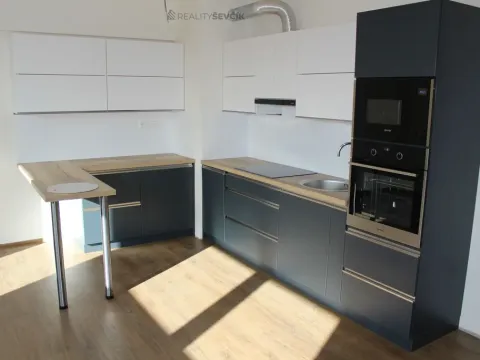 Pronájem bytu 2+kk, České Budějovice - České Budějovice 2, Plukovníka Malého, 51 m2