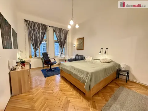 Pronájem bytu 1+1, Praha - Žižkov, Husitská, 42 m2