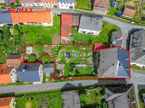 Prodej rodinného domu, Úterý, 677 m2