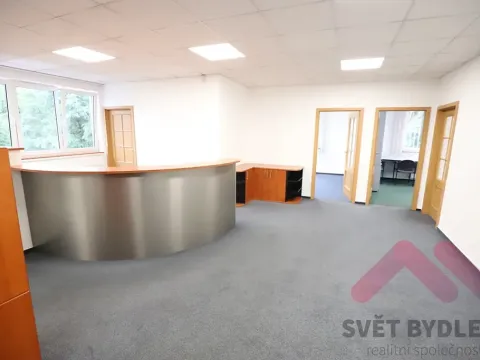 Pronájem kanceláře, Praha - Libeň, Voctářova, 117 m2