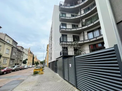 Pronájem bytu 3+kk, Plzeň - Jižní Předměstí, Na Jíkalce, 3376 m2