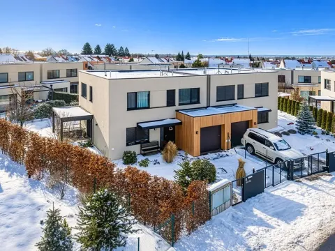 Pronájem rodinného domu, Praha - Březiněves, Skřivánčí, 157 m2