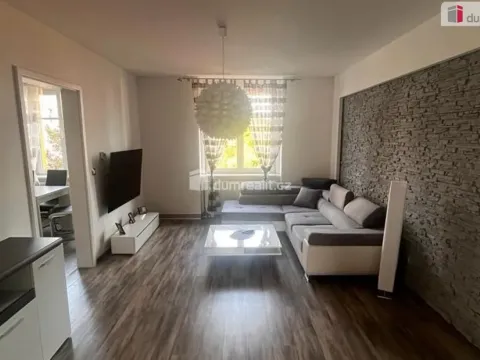 Pronájem bytu 2+1, Cheb, Vrchlického, 68 m2