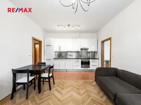 Prodej bytu 3+kk, Praha - Dejvice, Studentská, 82 m2