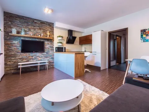 Prodej bytu 2+kk, Hradec Králové, Pouchovská, 54 m2