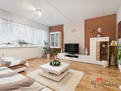 Prodej bytu 4+1, Plzeň - Bolevec, Sokolovská, 82 m2