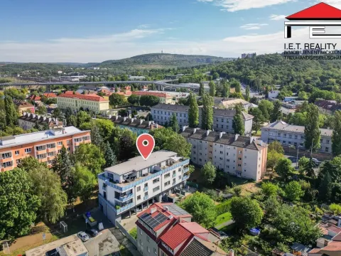 Prodej garáže, Brno - Židenice, Svatoplukova, 14 m2