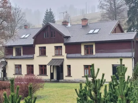 Prodej bytu 3+1, Bedřichov, 177 m2