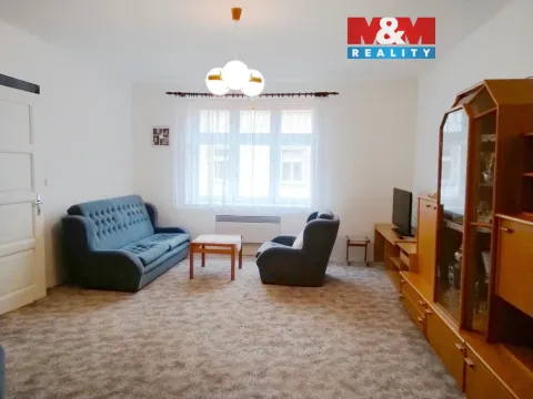 Pronájem bytu 2+1, Jindřichův Hradec - Jindřichův Hradec I, Panská, 80 m2