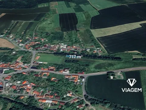 Prodej pole, Komárno, 717 m2