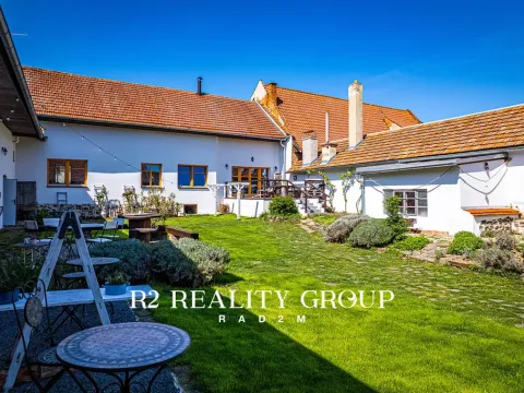 Pronájem rodinného domu, Skalka, 446 m2