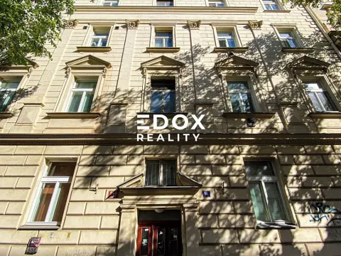 Prodej bytu 2+kk, Praha - Smíchov, U Santošky, 39 m2