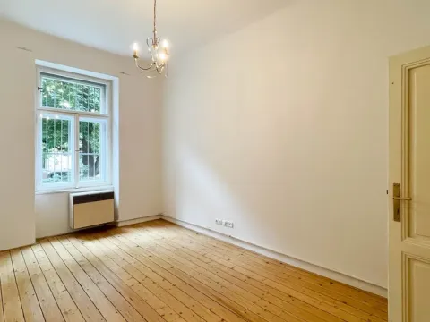 Pronájem bytu 2+kk, Praha - Bubeneč, Bubenečská, 45 m2