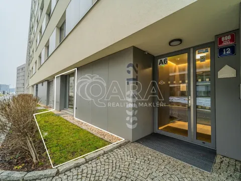 Pronájem bytu 1+kk, Praha - Karlín, U Mlýnského kanálu, 36 m2
