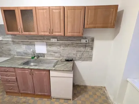 Pronájem bytu 1+1, Most, tř. Budovatelů, 34 m2