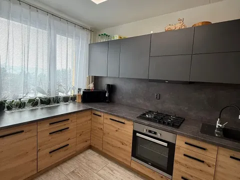 Prodej bytu 3+1, Brno, Švermova, 74 m2