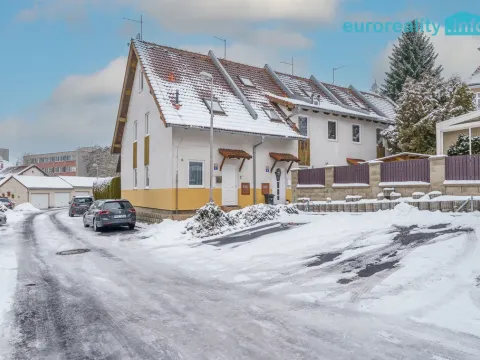 Pronájem rodinného domu, Karlovy Vary, Boční, 150 m2