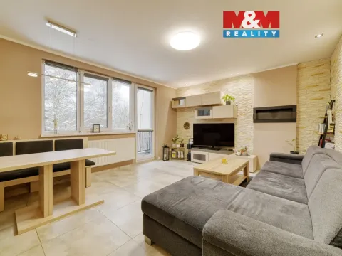 Prodej bytu 3+1, Valy, Pod Lesem, 64 m2