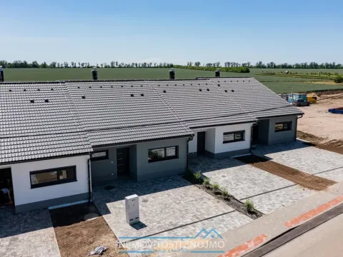 Prodej rodinného domu, Znojmo - Načeratice, 75 m2