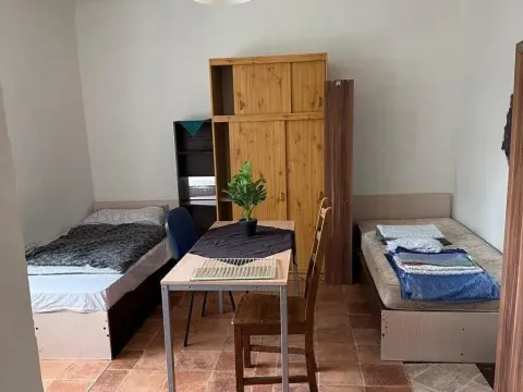Pronájem pokoje, Praha - Uhříněves, Křešínská, 30 m2