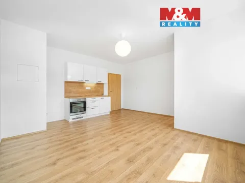 Pronájem bytu 1+kk, Rokycany - Nové Město, Dělostřelců, 31 m2