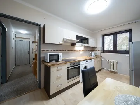 Pronájem bytu 2+1, Třeboň, Nádražní, 55 m2