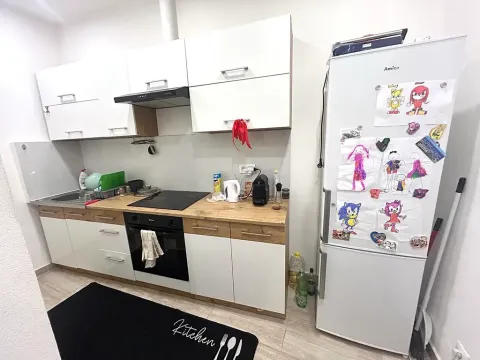 Pronájem bytu 1+1, Praha - Smíchov, Holubova, 36 m2