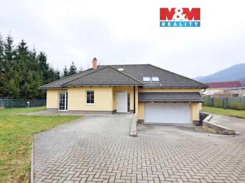 Pronájem rodinného domu, Velké Březno, Tovární, 233 m2